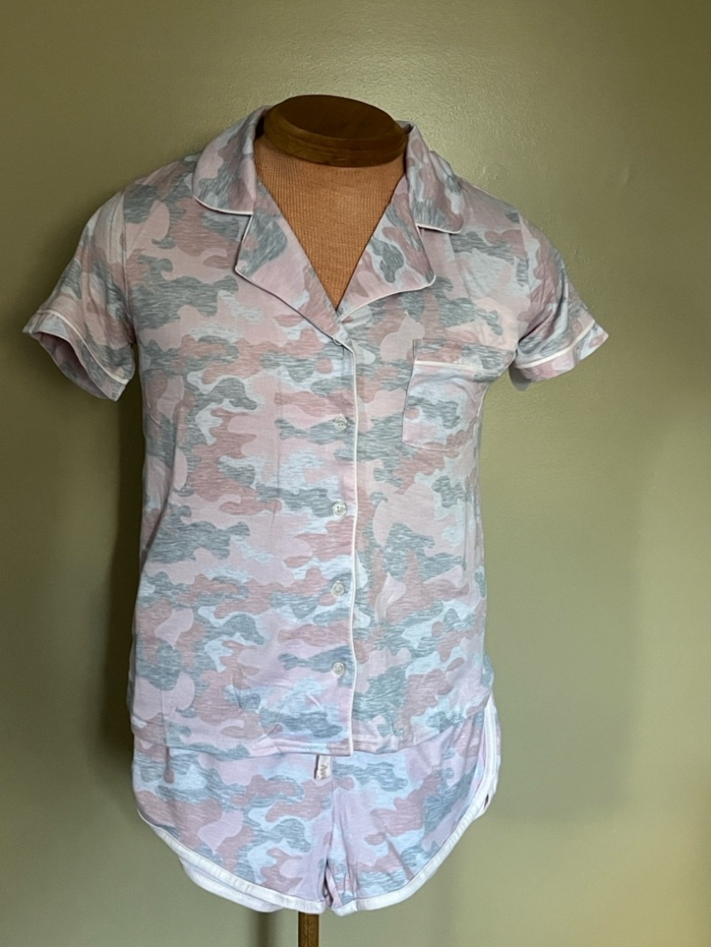 Avalanche Womens Pajama Top & Shorts - Gray & Pink Camouflage with Logo